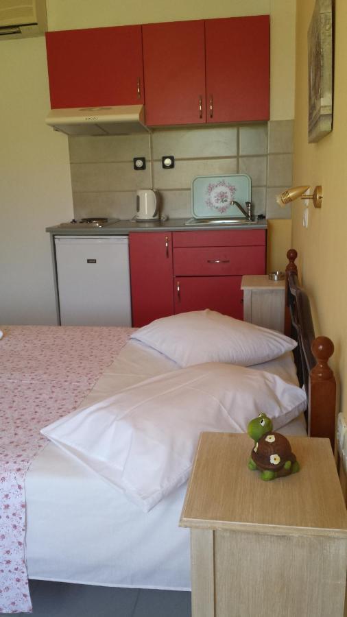 Eva Apartments Svoronata Esterno foto